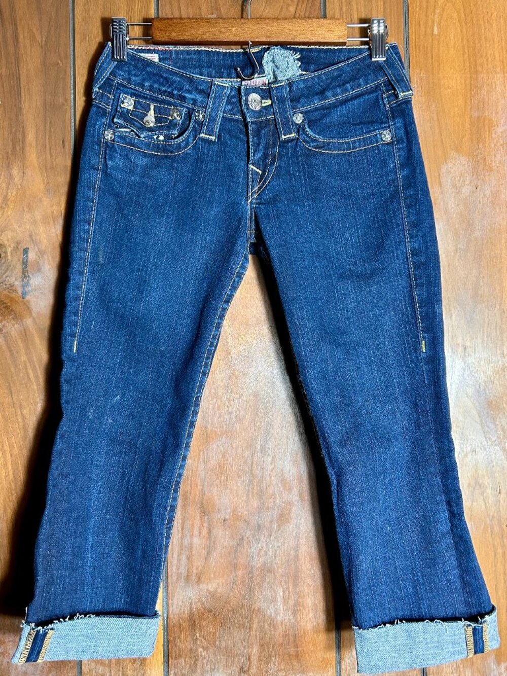 True Religion "Billy" Dark Wash Capris w/ Zebra Print On Pockets Sz 26 (28x22)